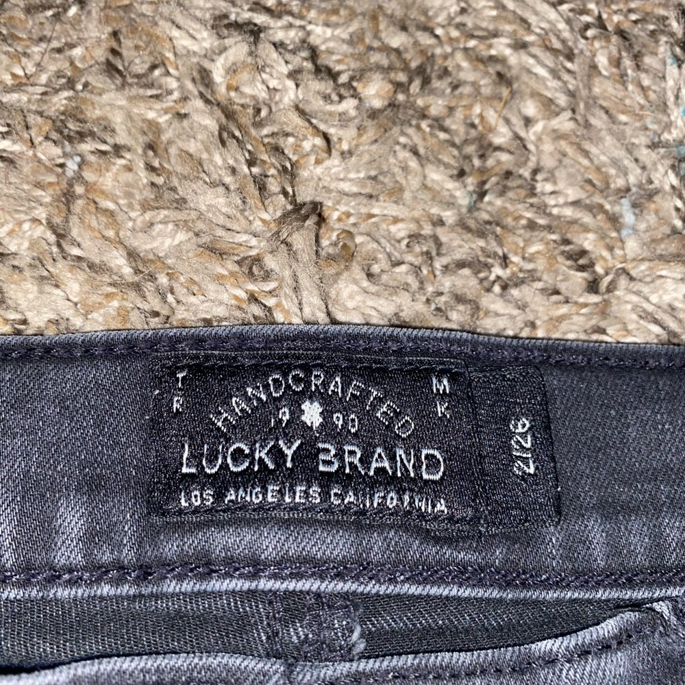 Lucky brand distressed jeans